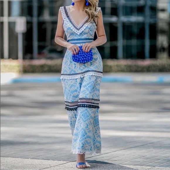 GIANNI BINI Mona Tiered Crochet Lace Blue & White Midi Dress - Picture 2 of 15